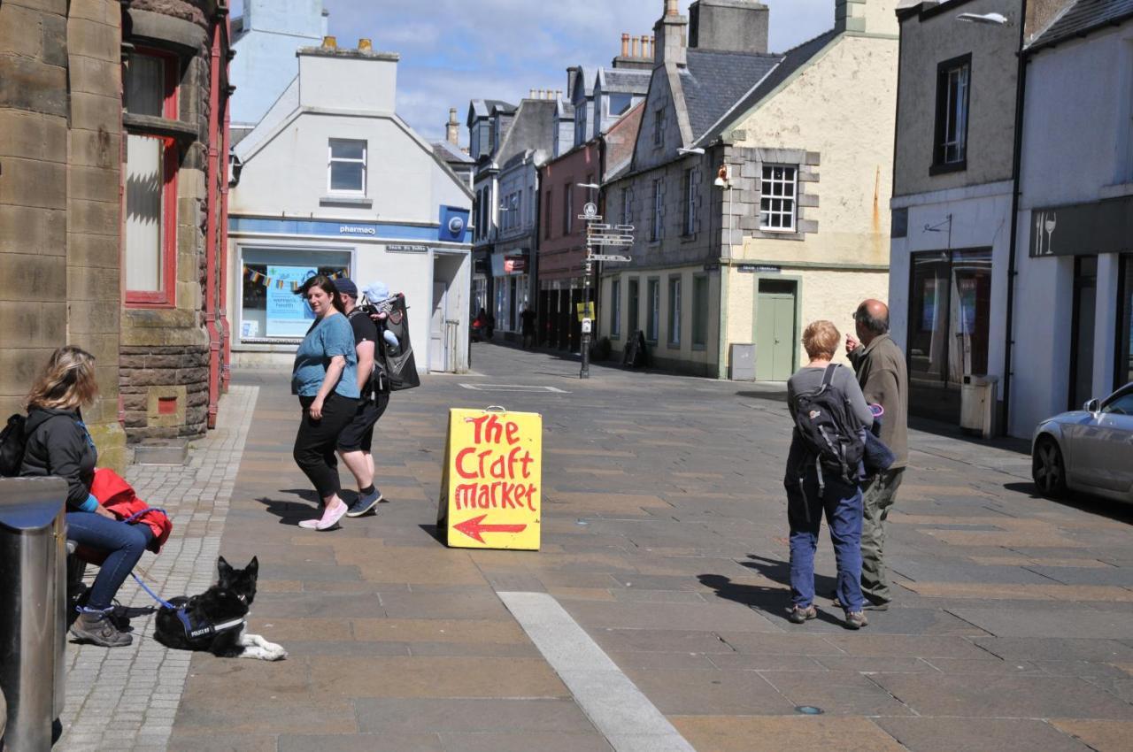 No5 Esplanade Court, Stornoway Town Centre Apartman Kültér fotó