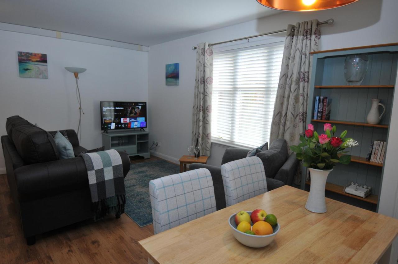 No5 Esplanade Court, Stornoway Town Centre Apartman Kültér fotó
